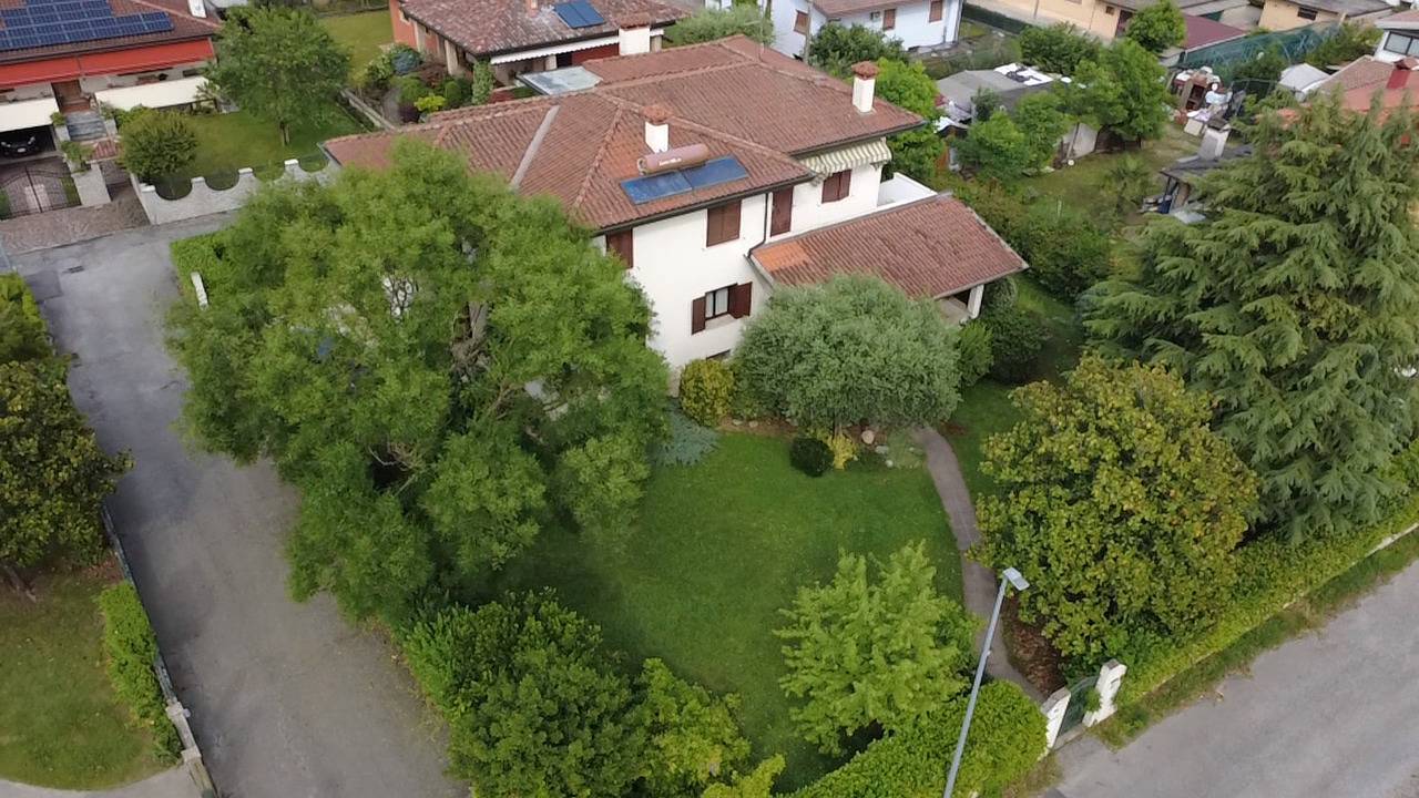 Villa in vendita a Cordenons
