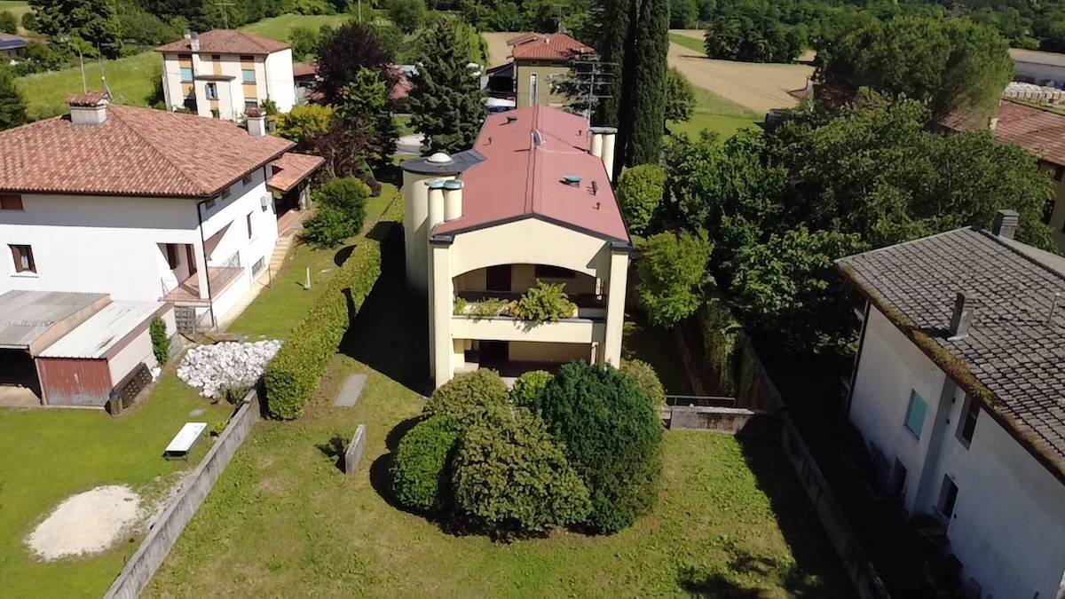 Casa singola in affitto a Montereale Valcellina, Malnisio