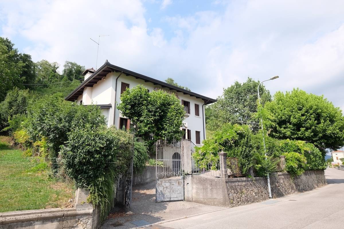Casa singola in vendita a Fanna