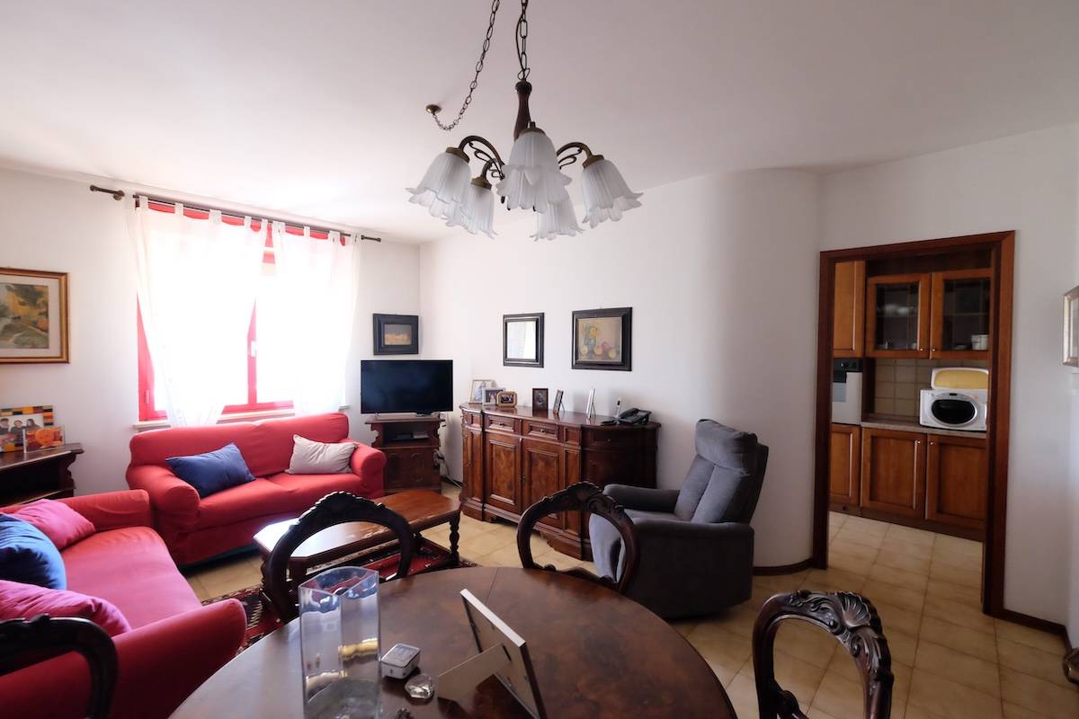 Appartamento in vendita a Pordenone, Borgomeduna