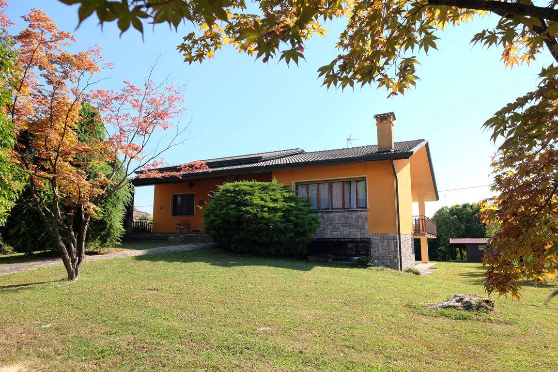 Villa in vendita a Zoppola, Castions