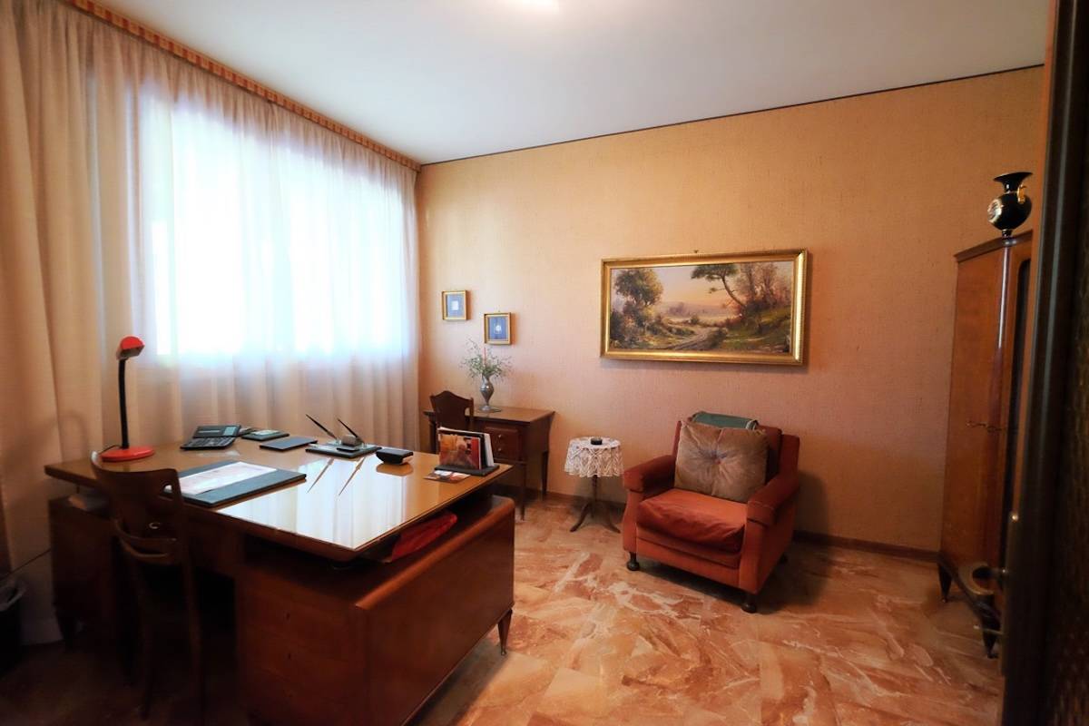 Villa in vendita a Zoppola, Castions