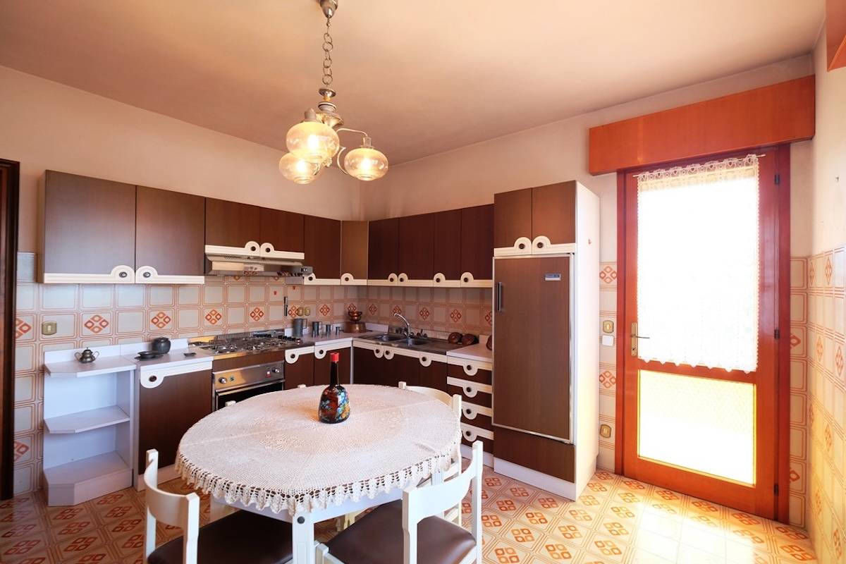 Villa in vendita a Zoppola, Castions
