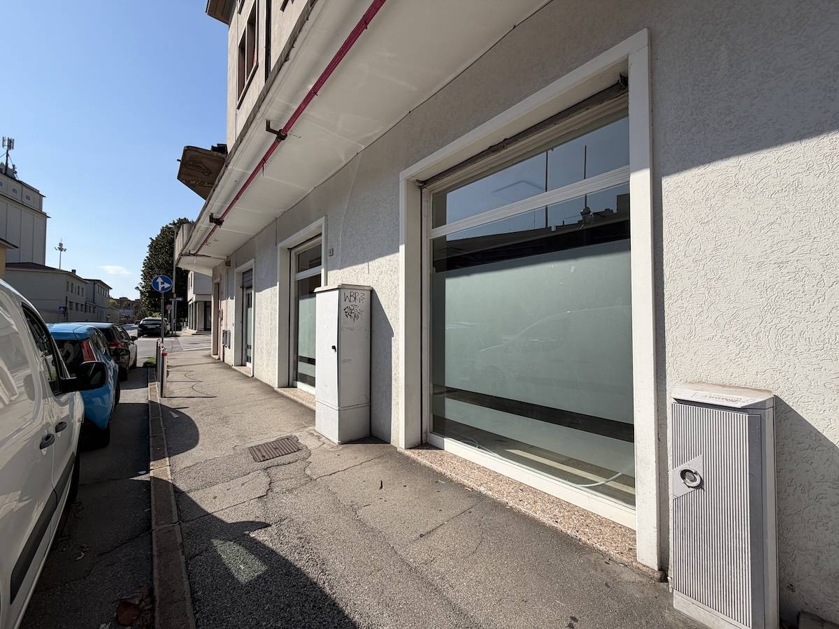Negozio in affitto a Pordenone, Centro