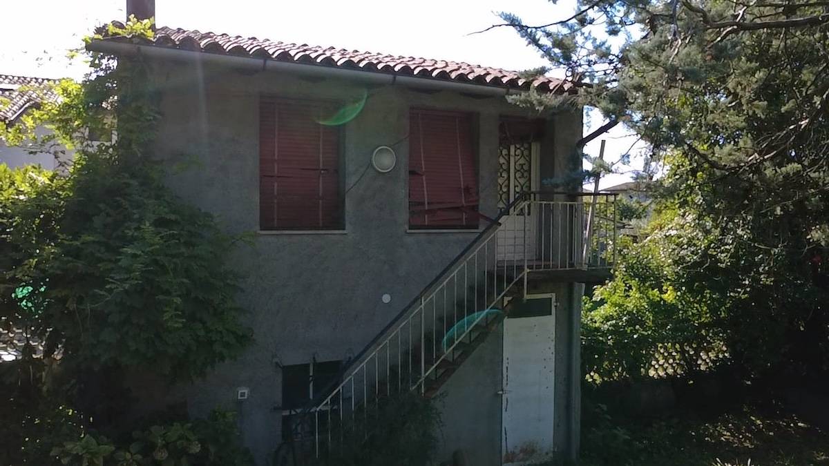 bifamiliare- edificio intero in vendita a Montereale Valcellina, Malnisio