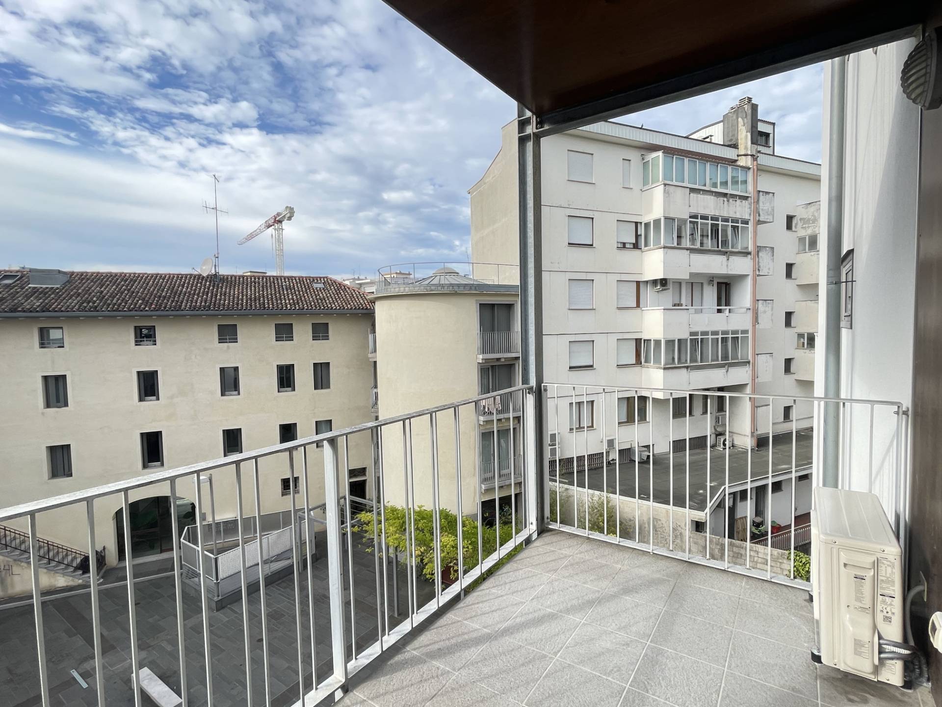 Appartamento in vendita a Pordenone, Centro