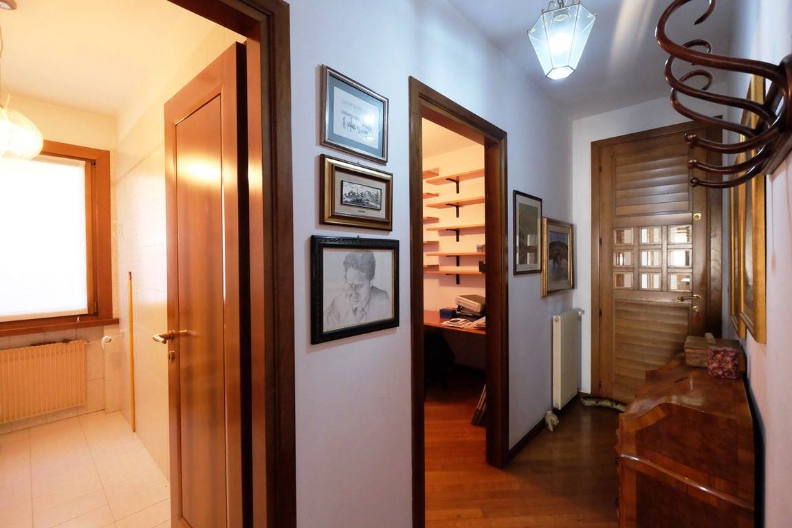 Villa in vendita a Pordenone, Semicentro