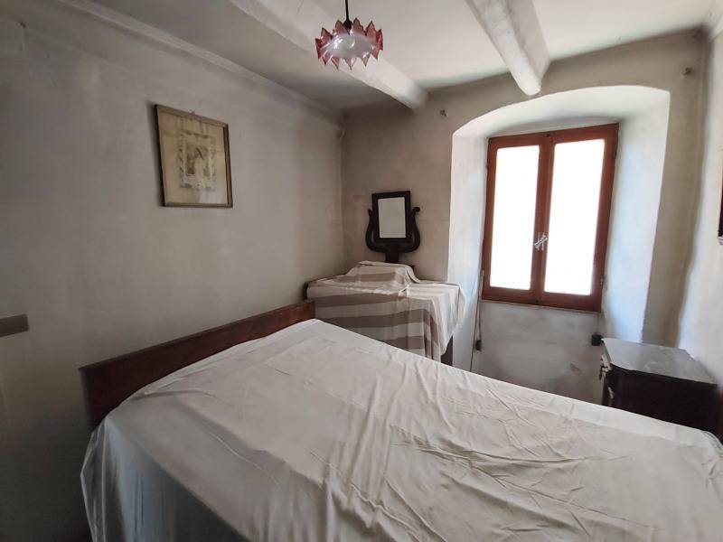 casa semindipendente in vendita a Sassello