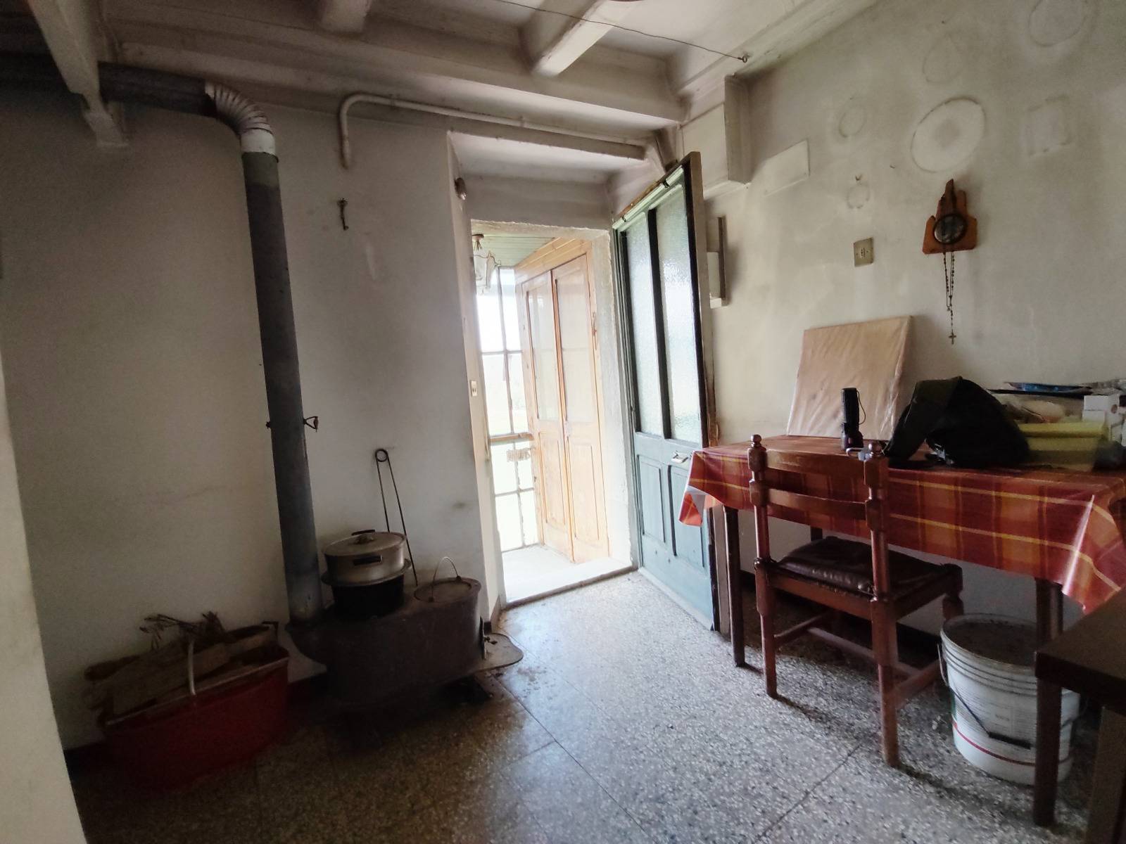 casa semindipendente in vendita a Sassello