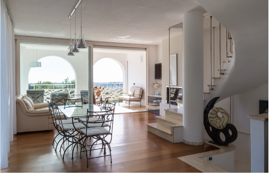 Villa con giardino, Carrara monteverde