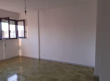 Quadrilocale in vendita, Carrara marina di