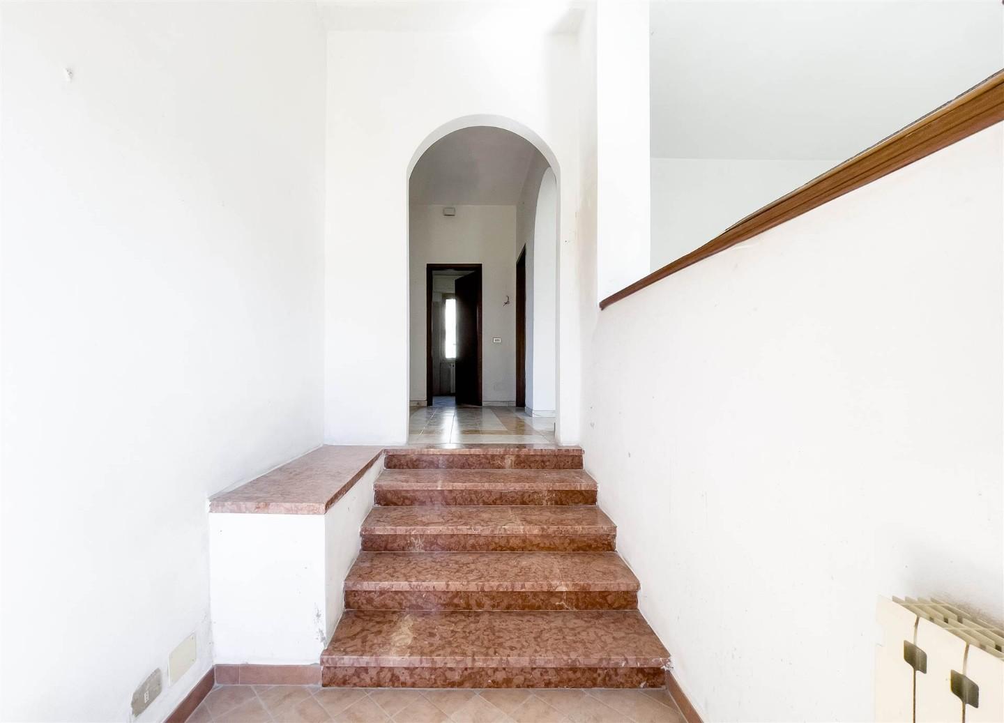 Quadrilocale con giardino, Sarzana santa caterina