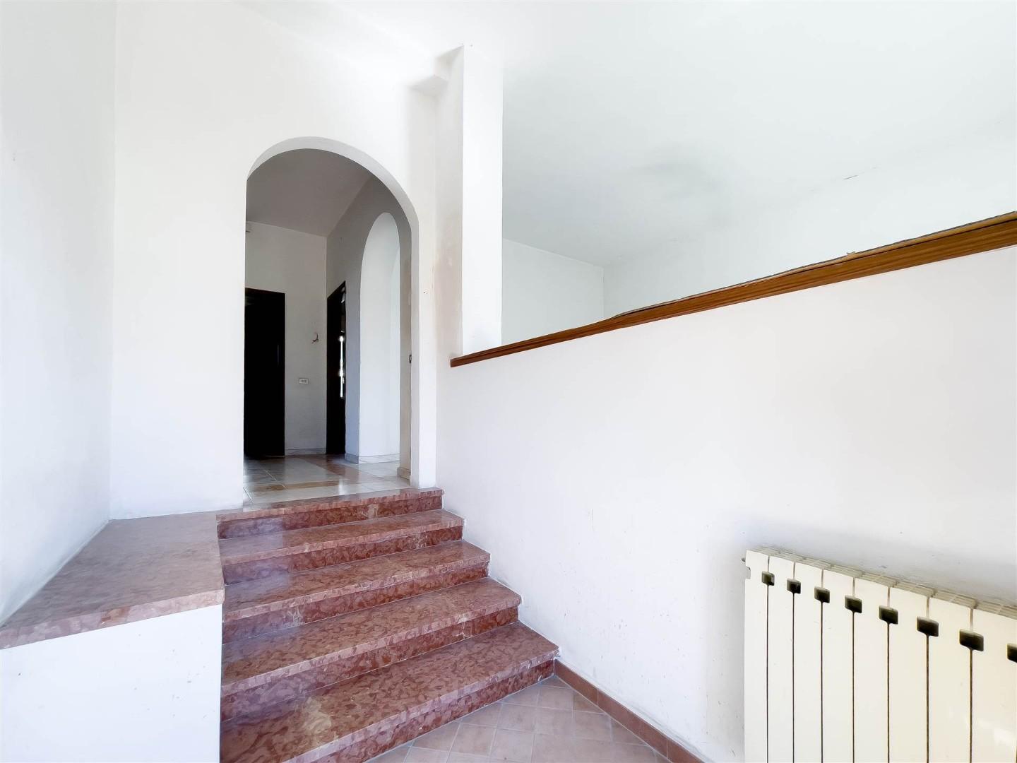 Quadrilocale con giardino, Sarzana santa caterina