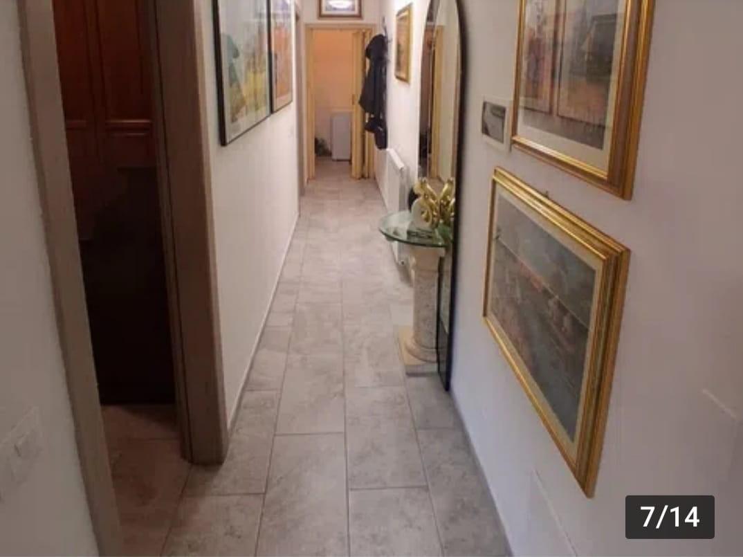 Villa Bifamiliare con giardino, Arcola ressora