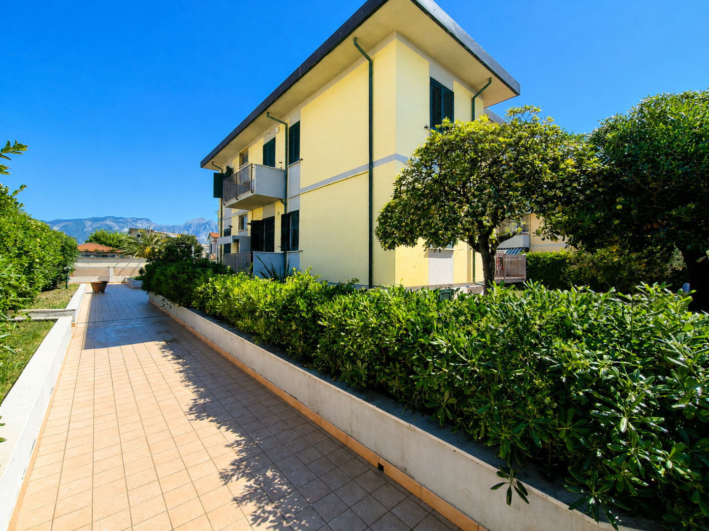 Bilocale in vendita, Carrara marina di