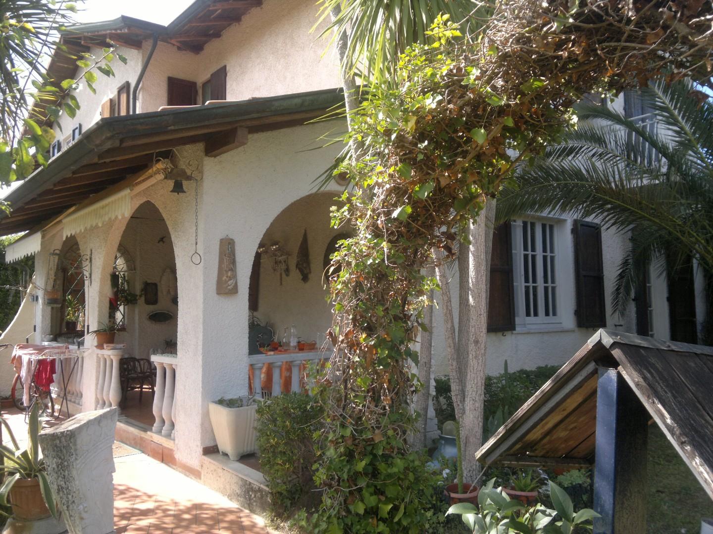 Villa Bifamiliare arredata in affitto, Montignoso cinquale
