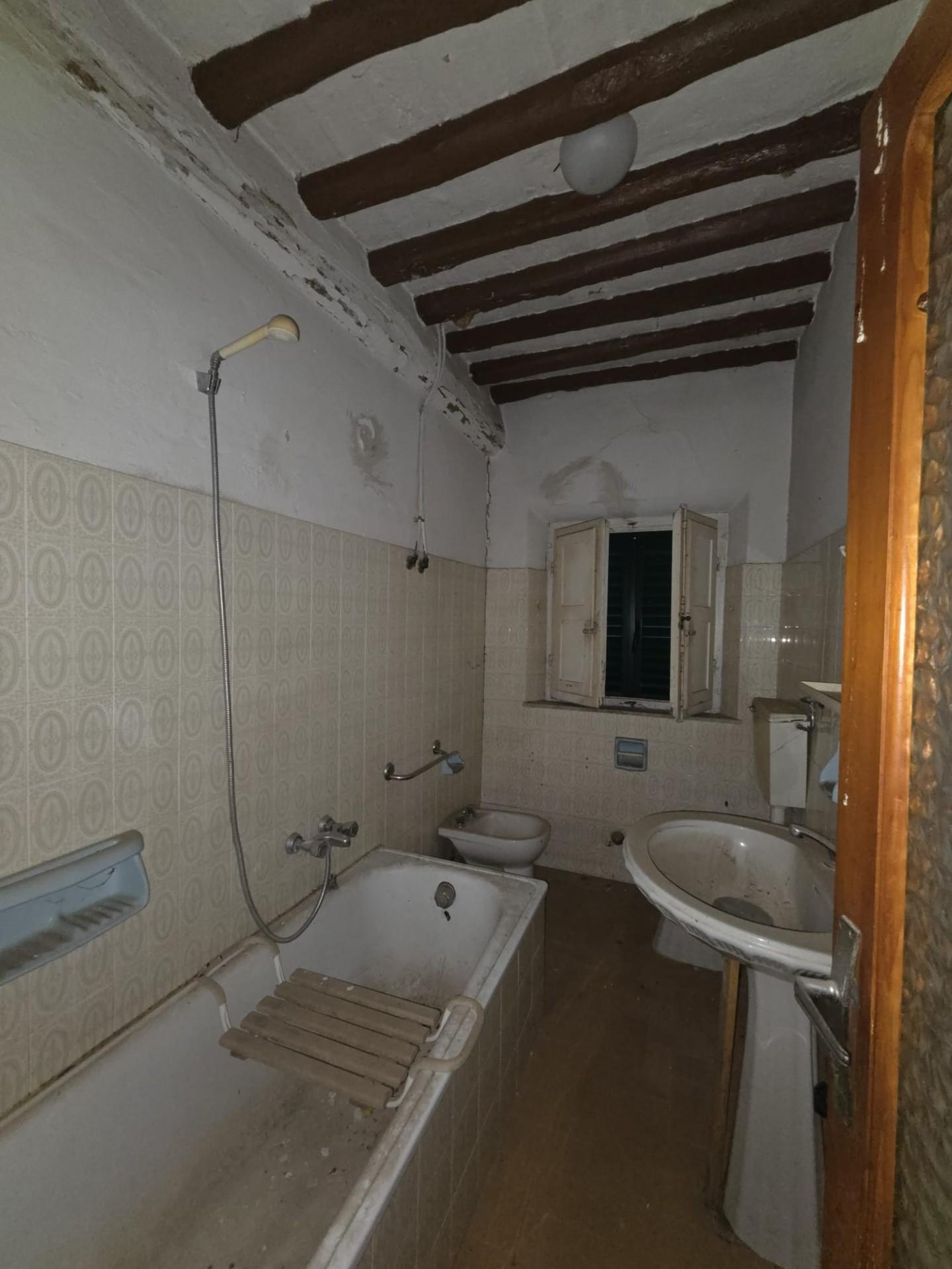 Casa indipendente con giardino, Castelfranco di Sotto orentano