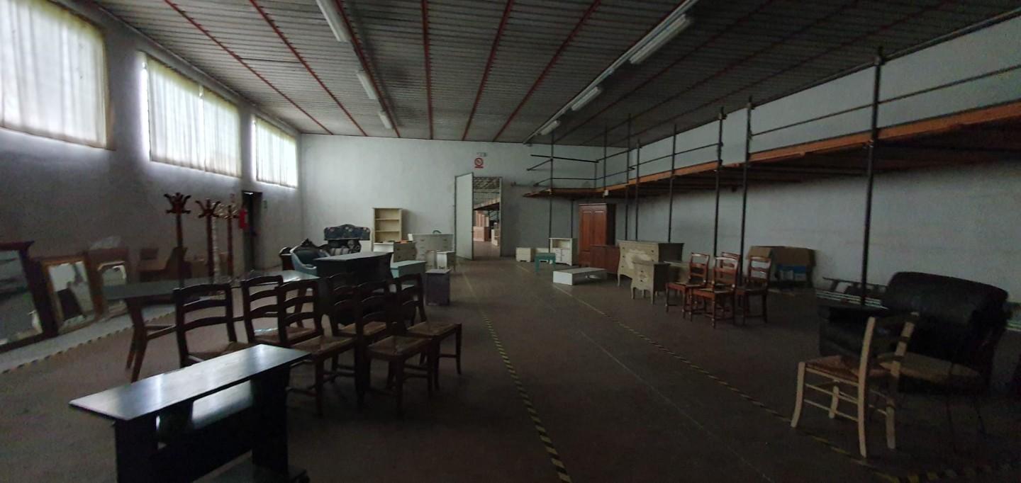 Capannone in affitto, Porcari padule