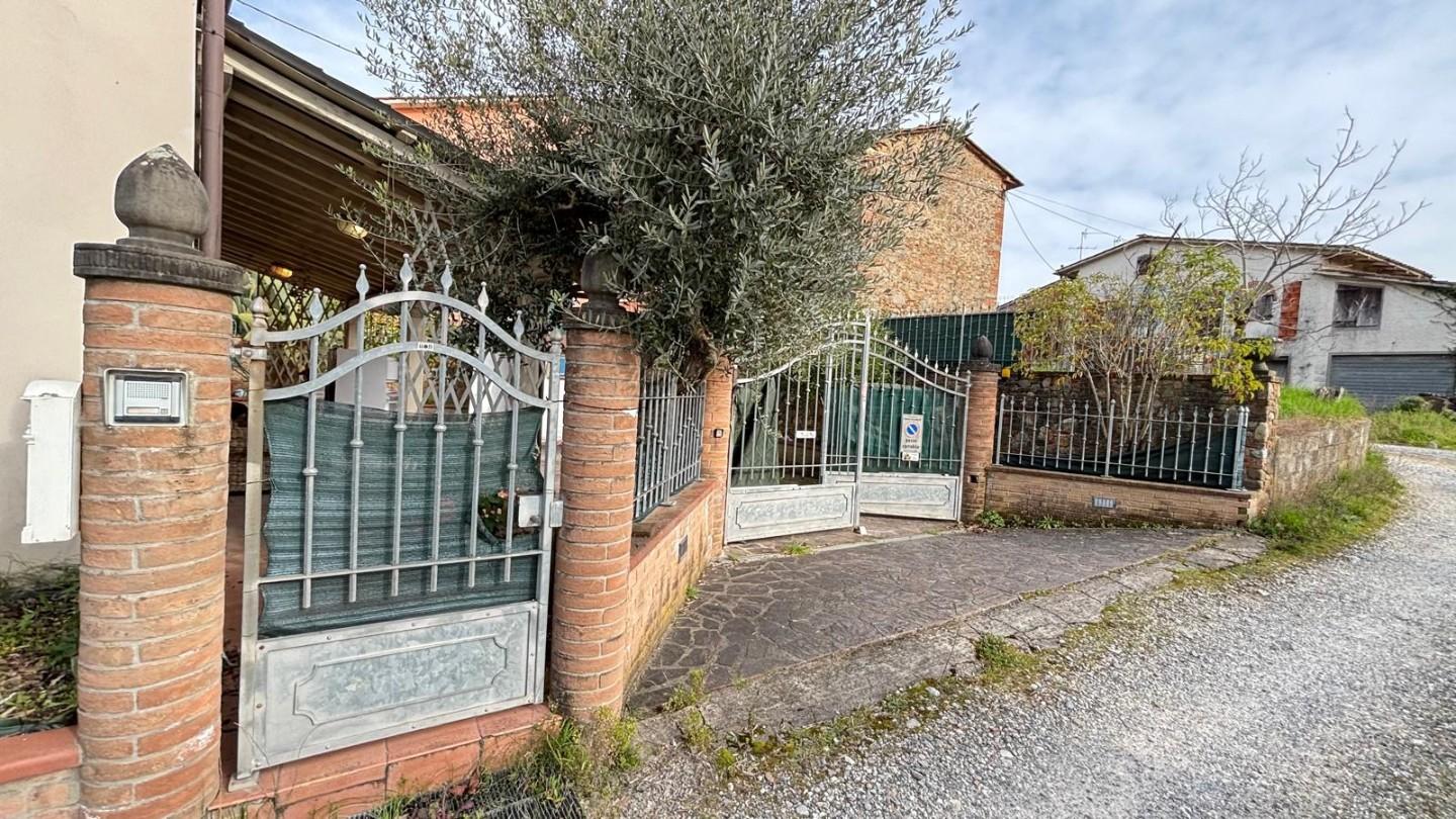 Casa indipendente in vendita, Montecarlo turchetto