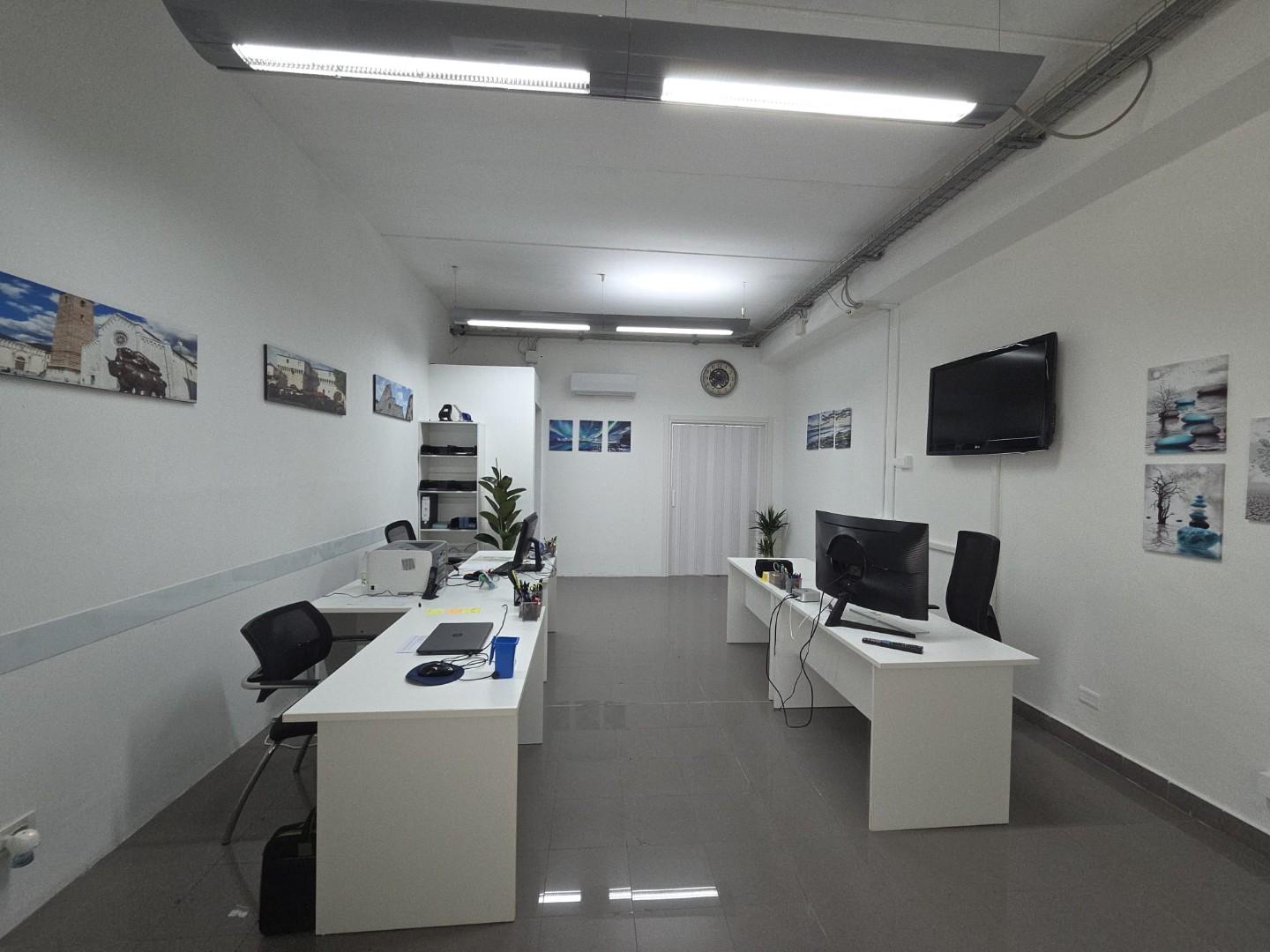 Locale commerciale ristrutturata a Porcari