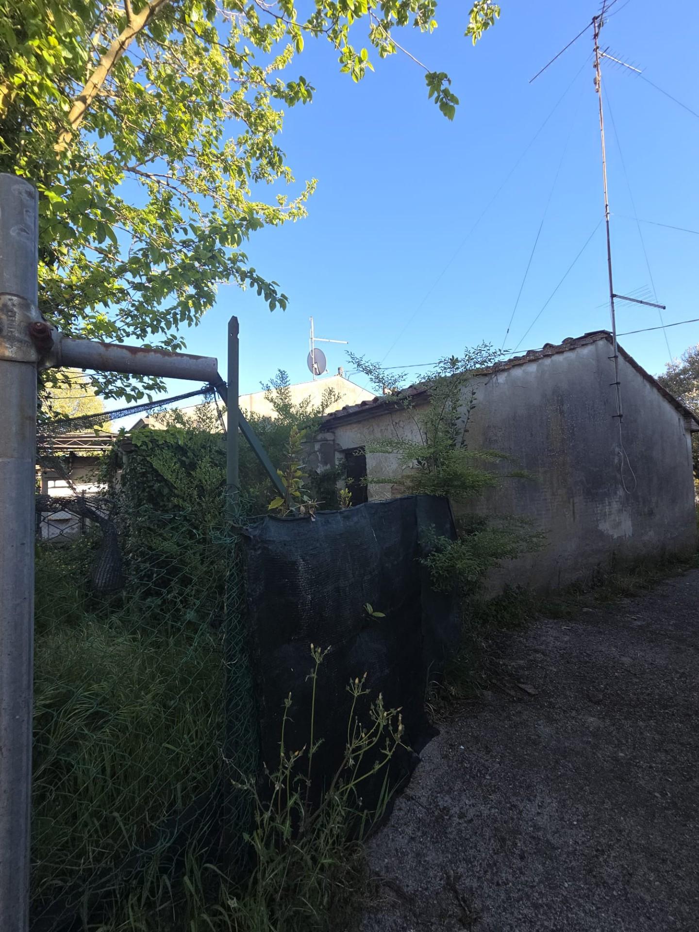 Casa indipendente con giardino a Porcari