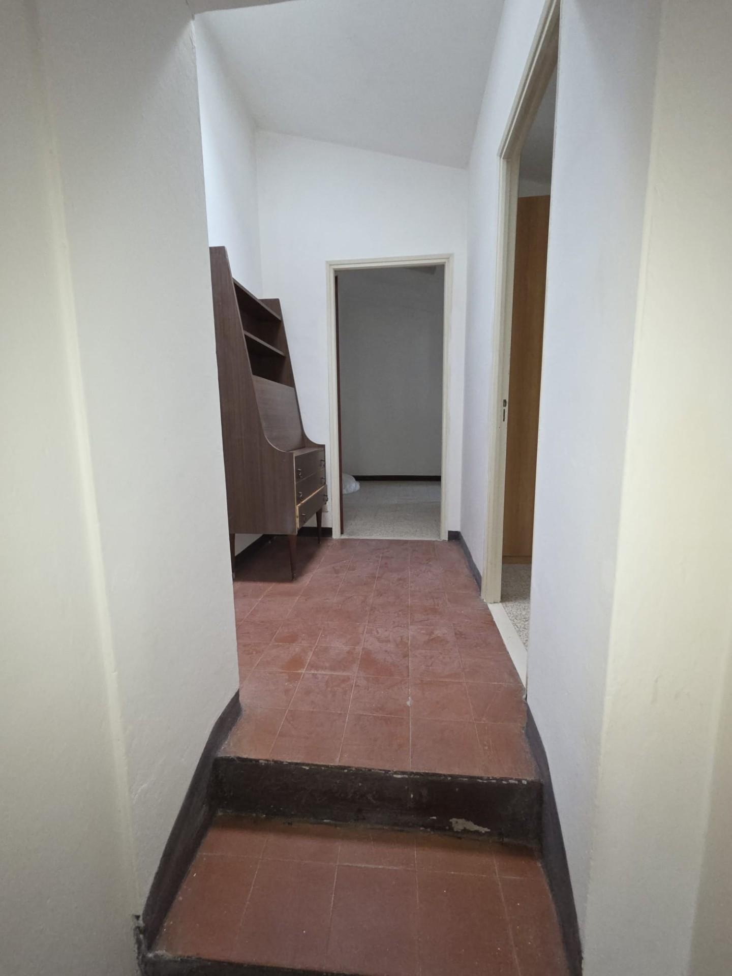 Attico con terrazzo, Lucca sesto di moriano