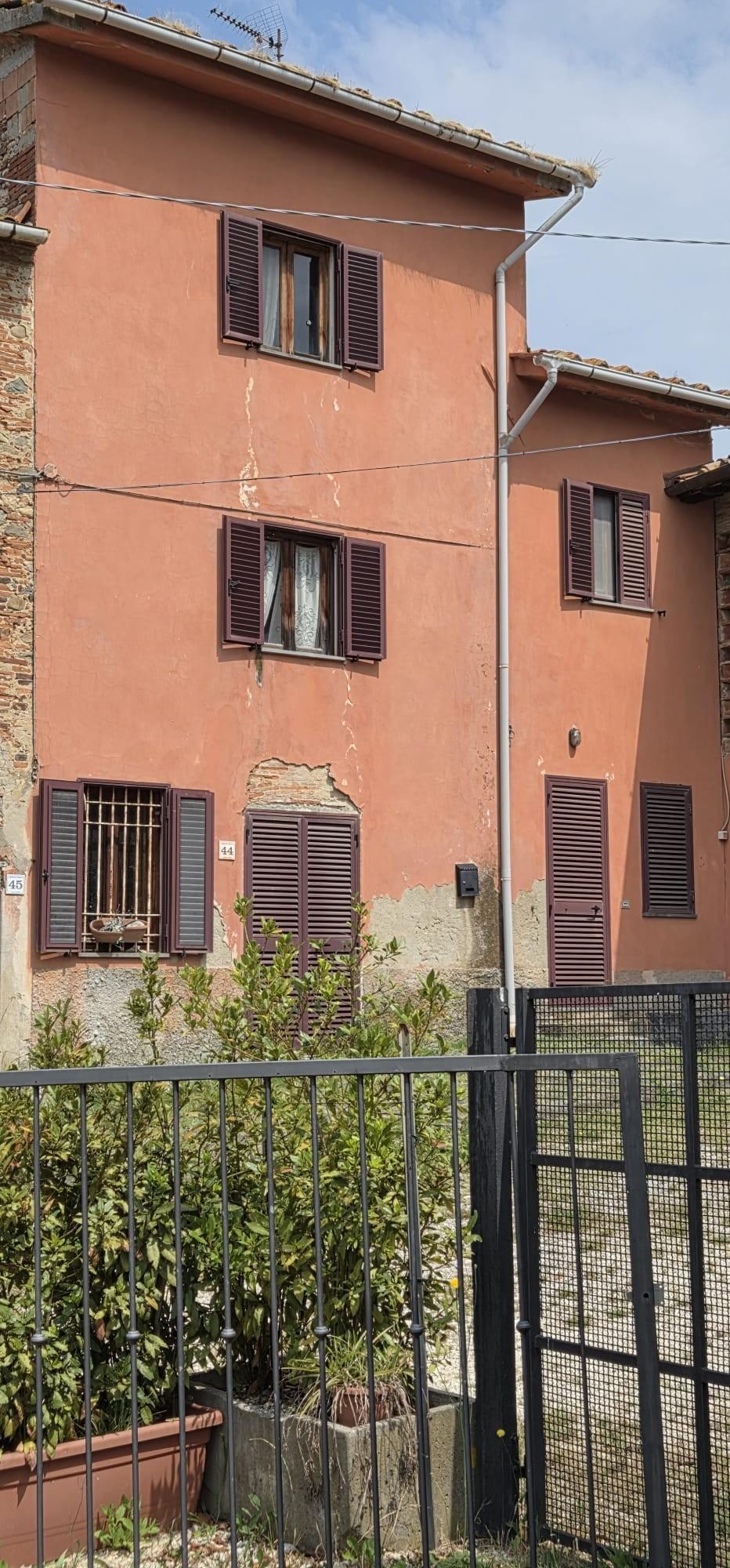 Casa indipendente con giardino a Montecarlo