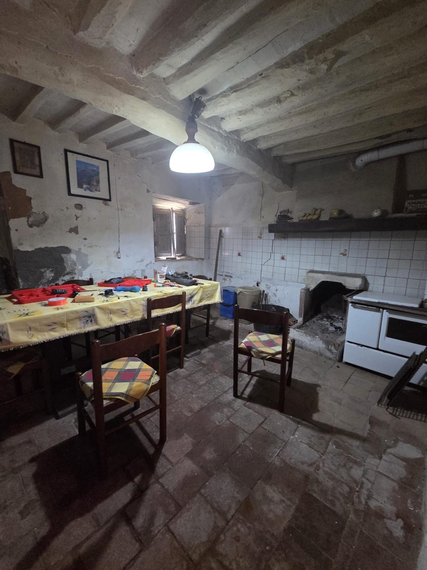 Casa indipendente con giardino a Montecarlo