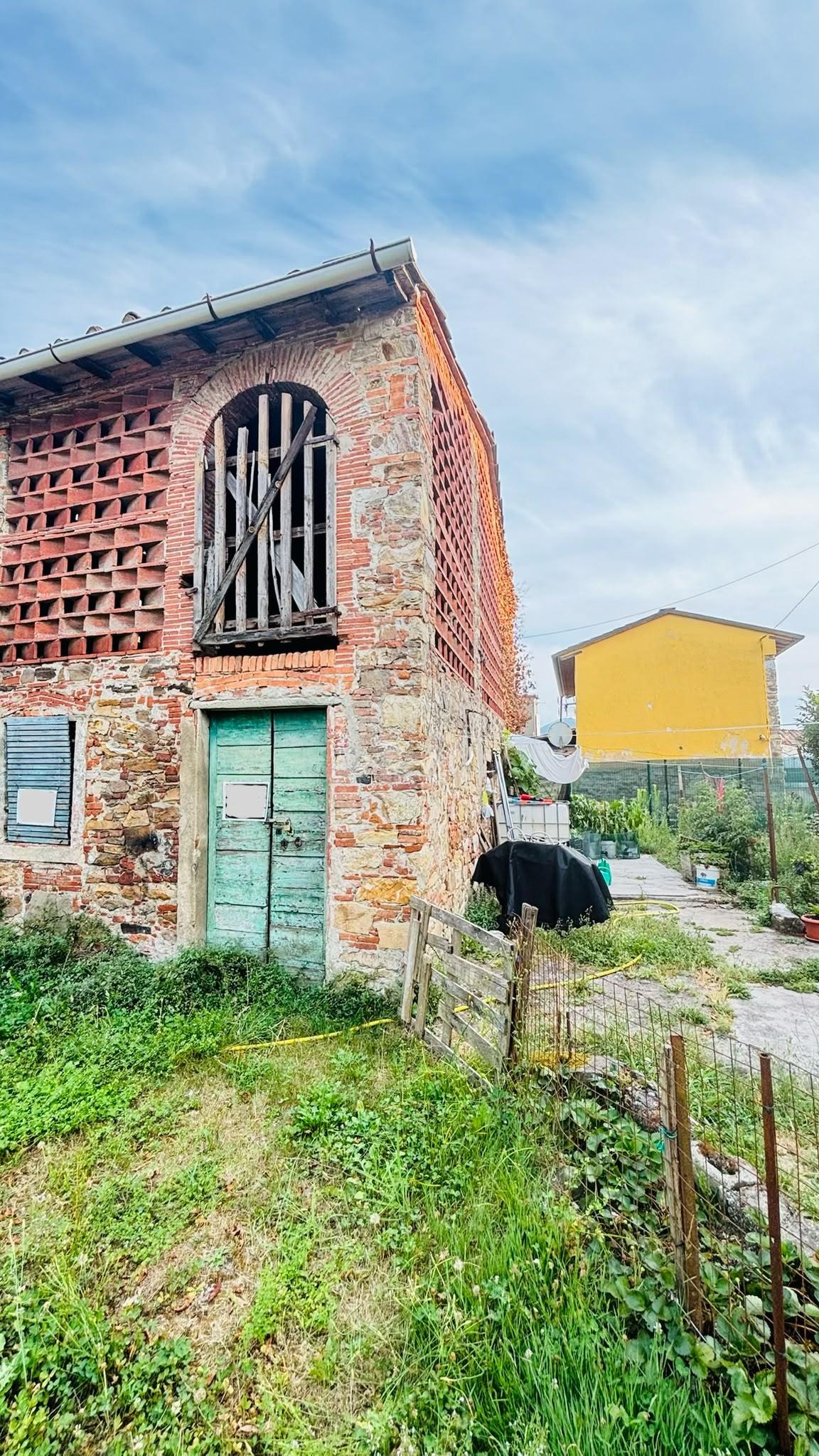 Rustico con giardino, Lucca san concordio contrada
