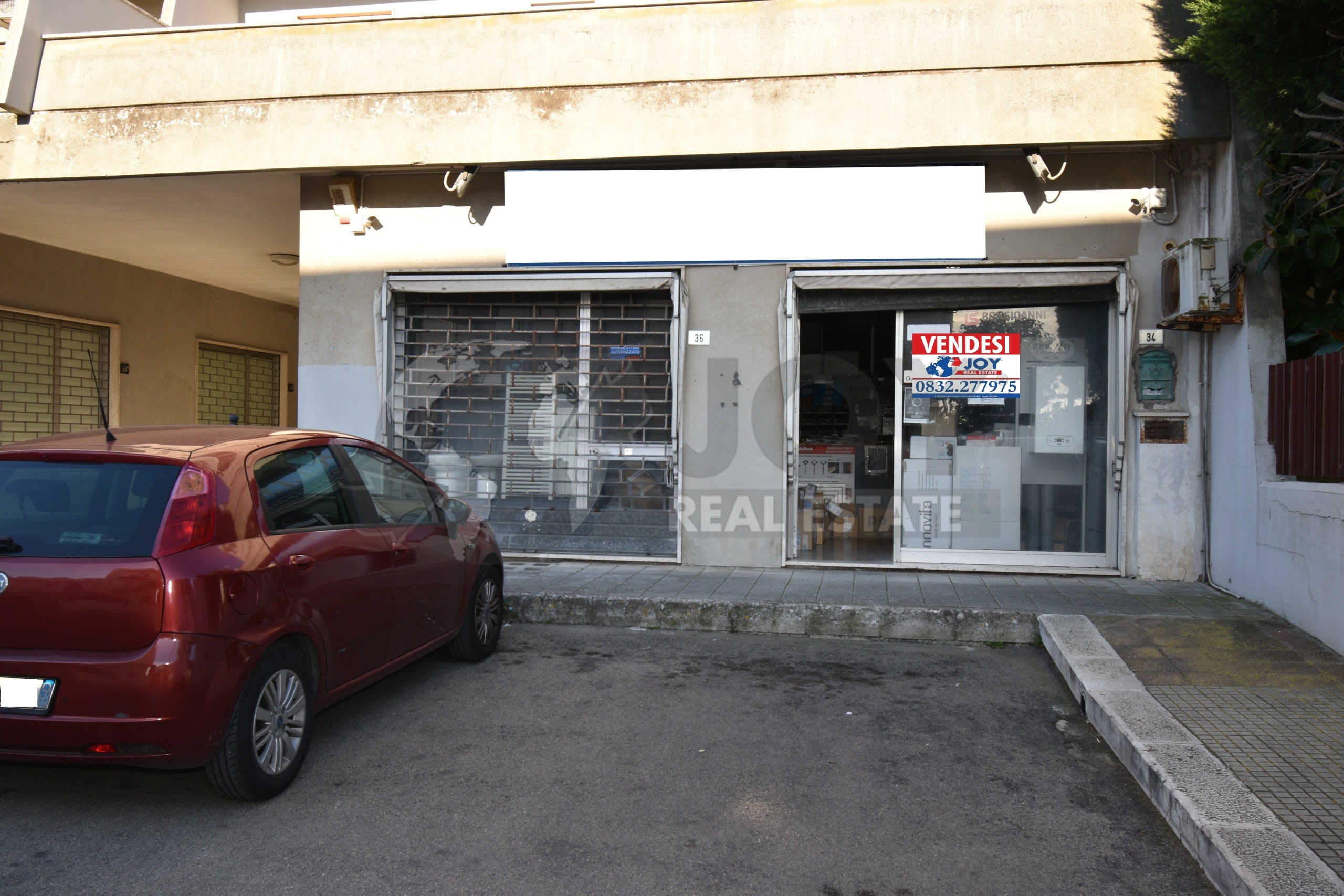 Locale commerciale in vendita in via adriatica 36, Lecce