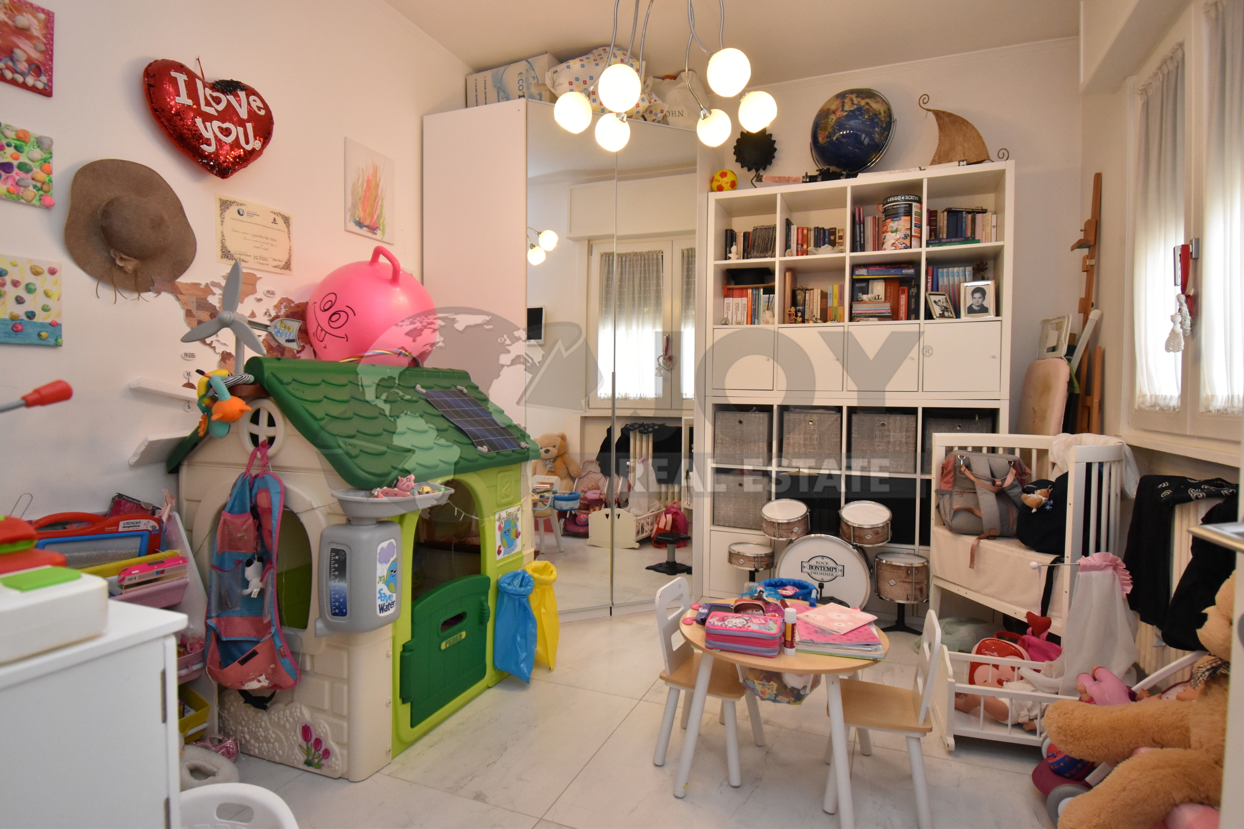 Appartamento con terrazzo in via francesco milizia 64, Lecce