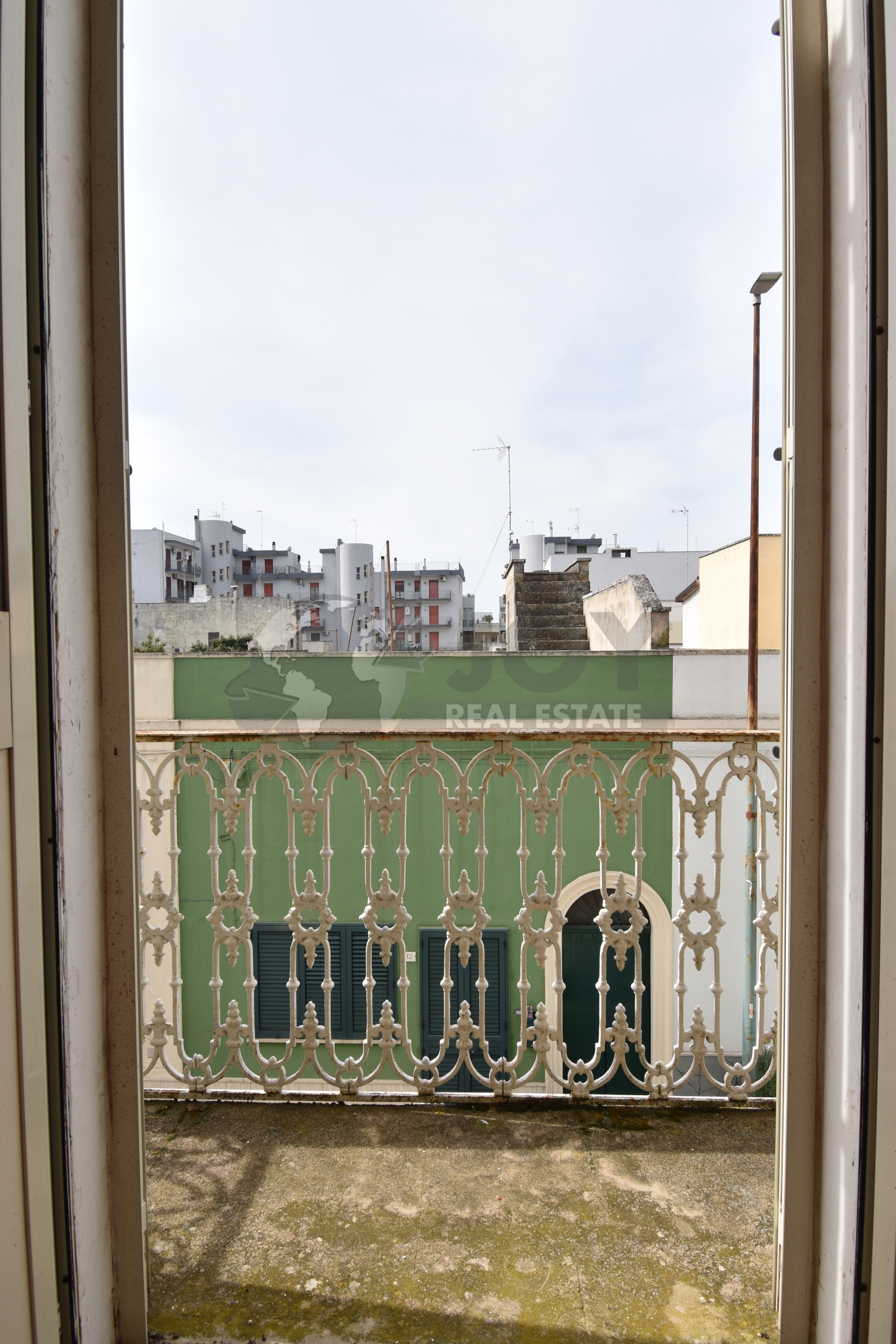 Quadrilocale da ristrutturare in via monsignor salvatore nestola 21, Copertino