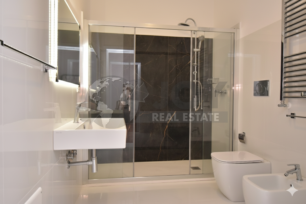 Casa indipendente con terrazzo in via francesco giuliani 14, Porto Cesareo