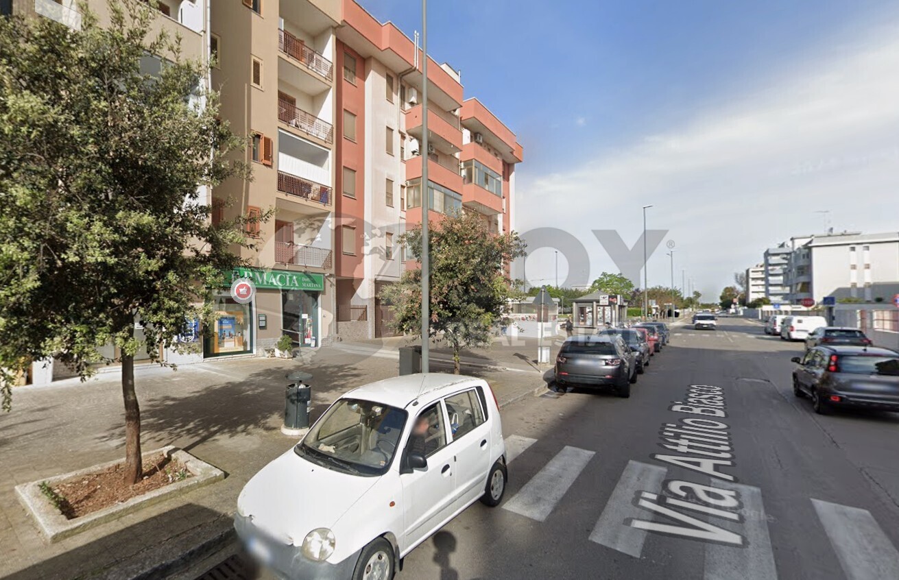Locale commerciale in vendita in via attilio biasco 17, Lecce