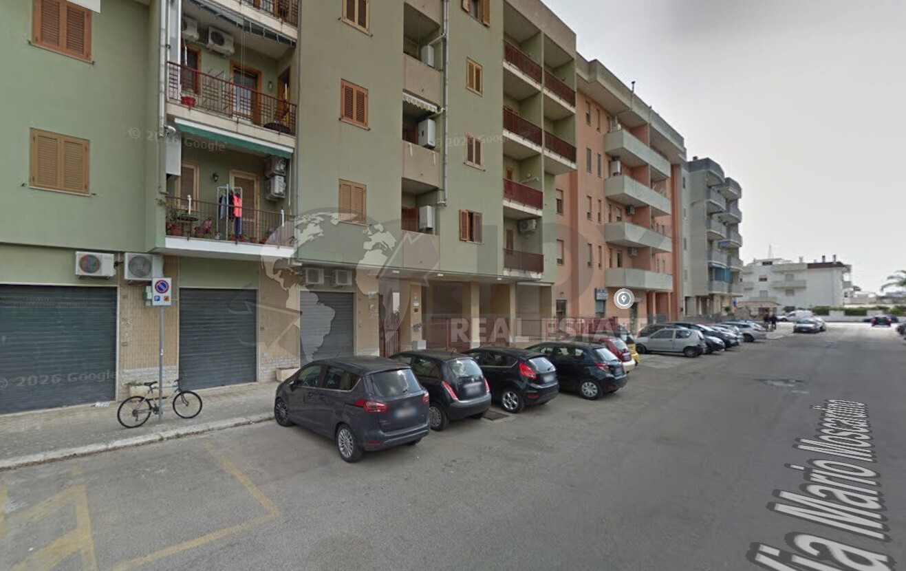 Locale commerciale in vendita in via attilio biasco 17, Lecce