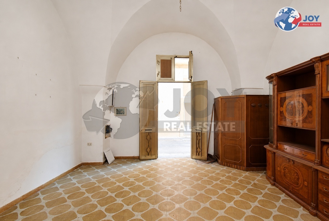 Casa indipendente con terrazzo in via pisanelli 14, Galatone