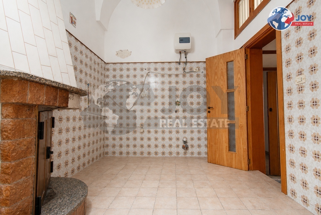 Casa indipendente con terrazzo in via pisanelli 14, Galatone