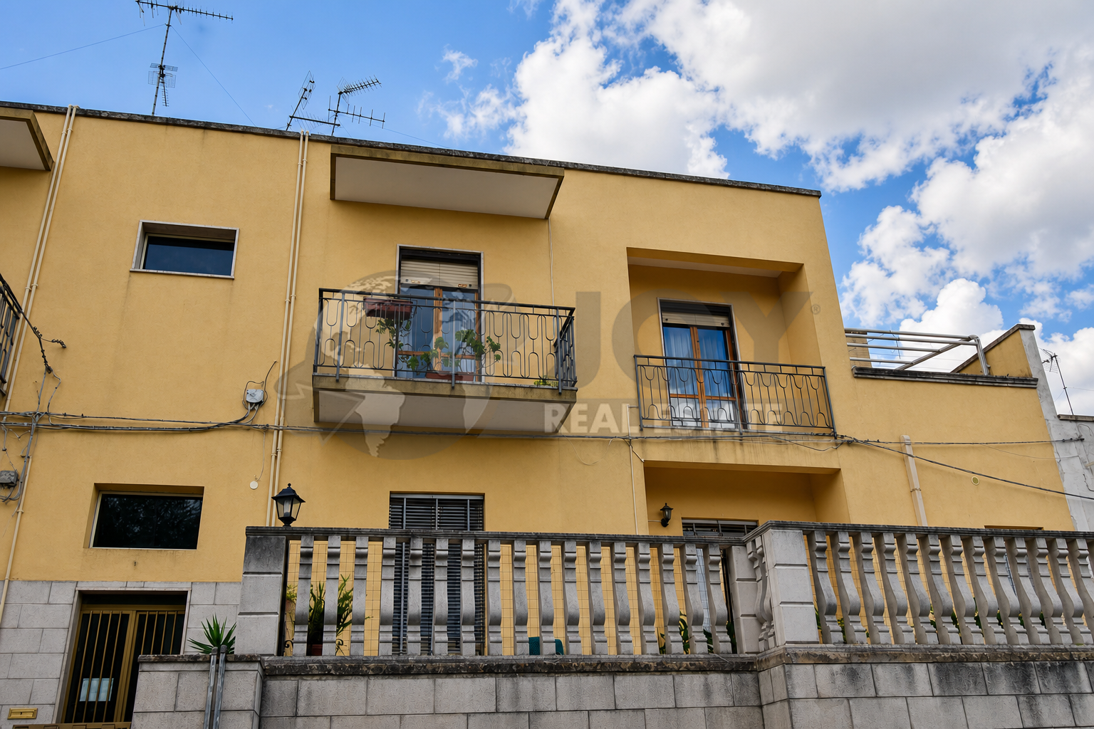 Appartamento con terrazzo in via antonio gramsci 115, Lizzanello