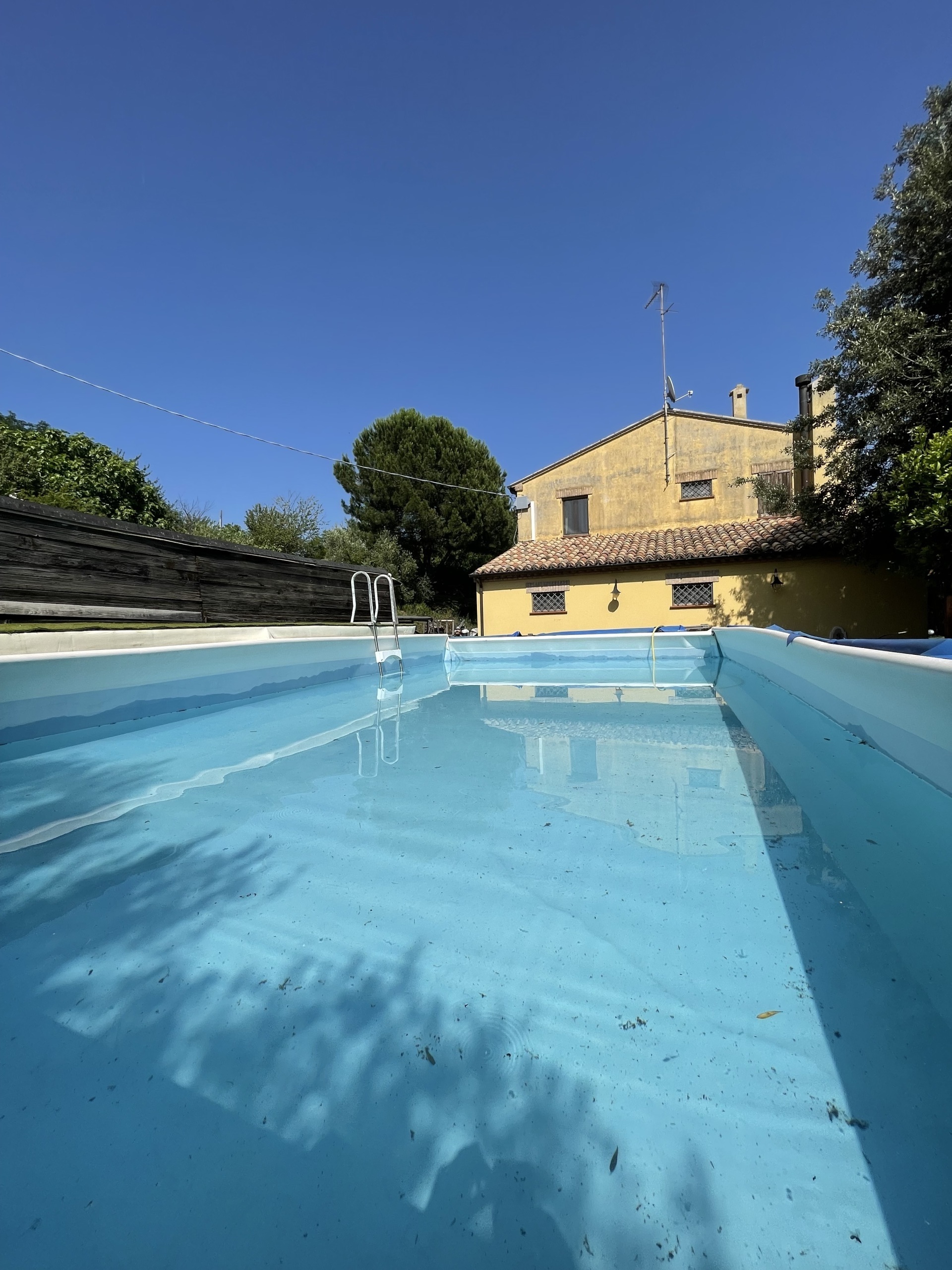 Rustico con giardino in via massa 1, Offagna