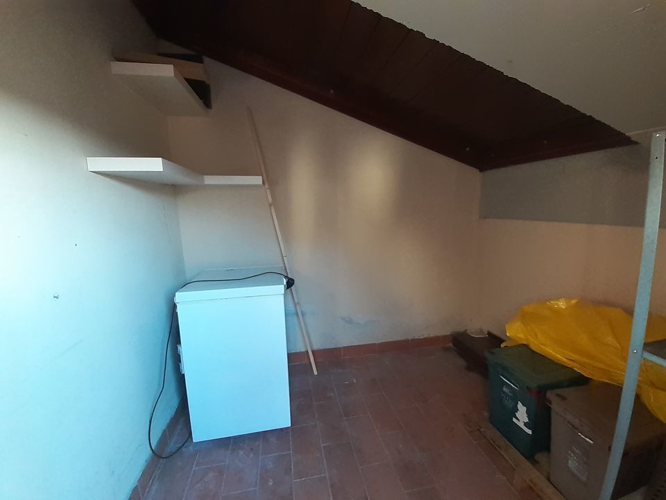 Bilocale con terrazzo in via iacomini, Camerano