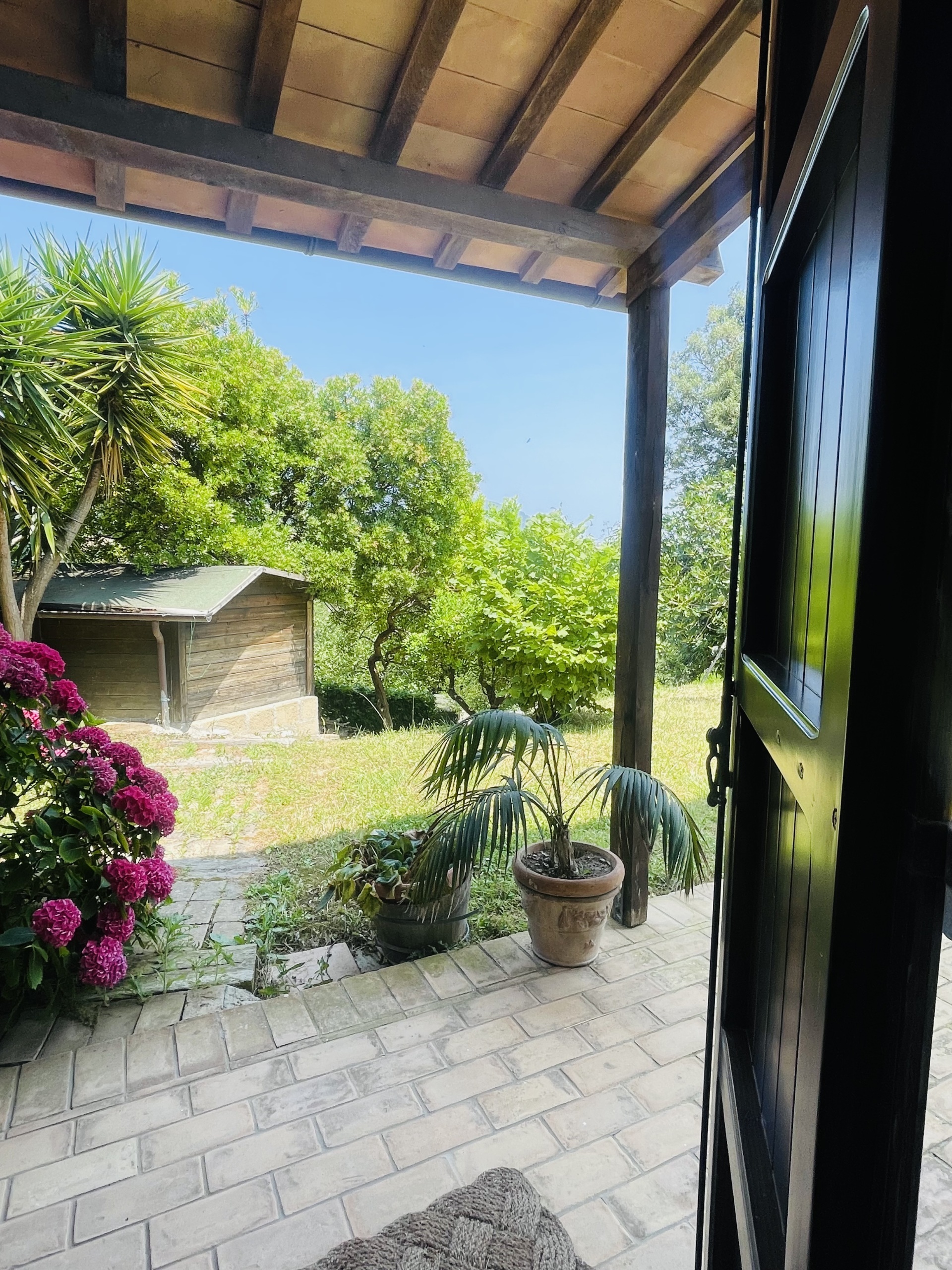 Villa con giardino in coppo, Sirolo