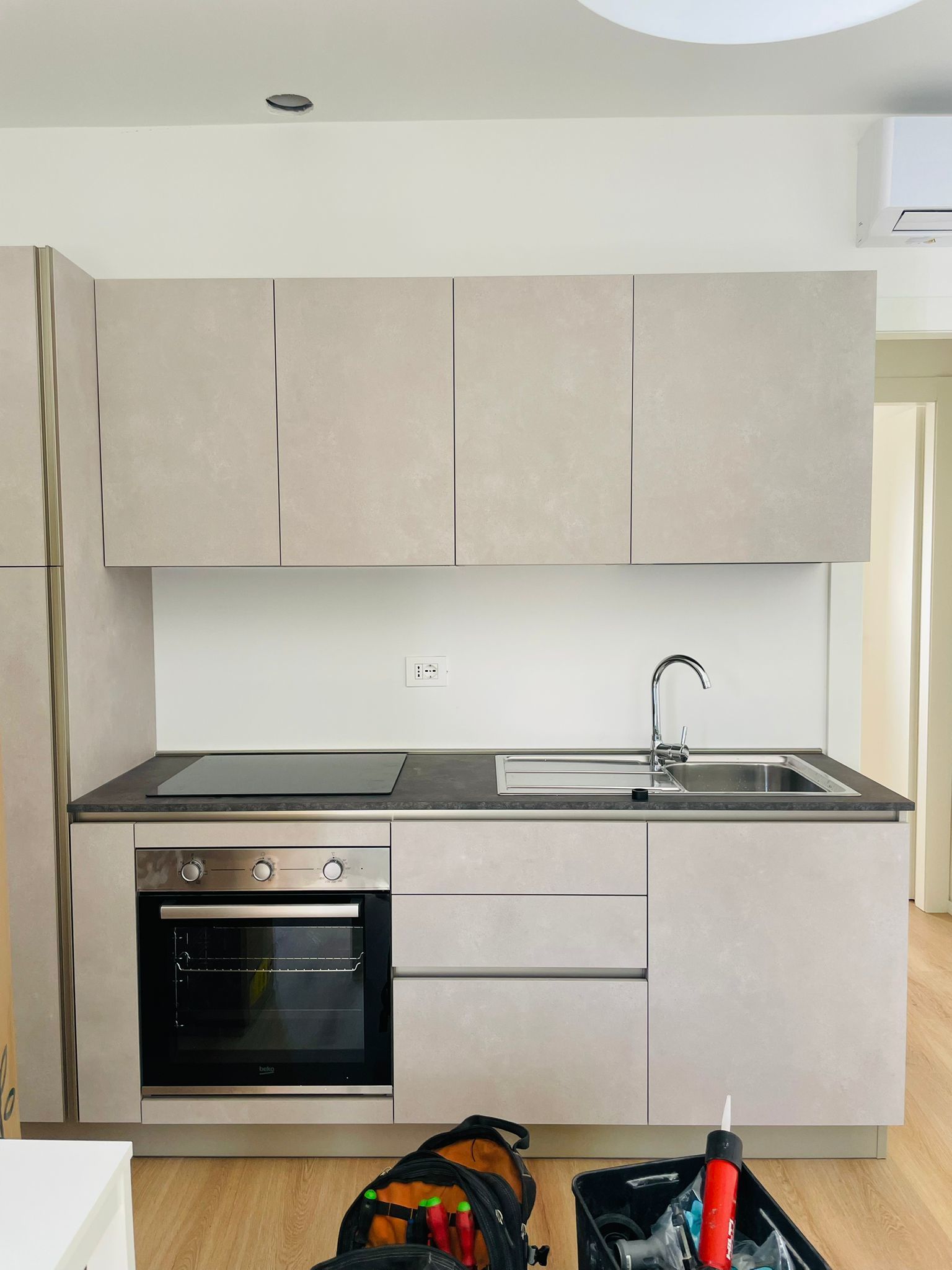 Bilocale nuovo in via esino, Ancona