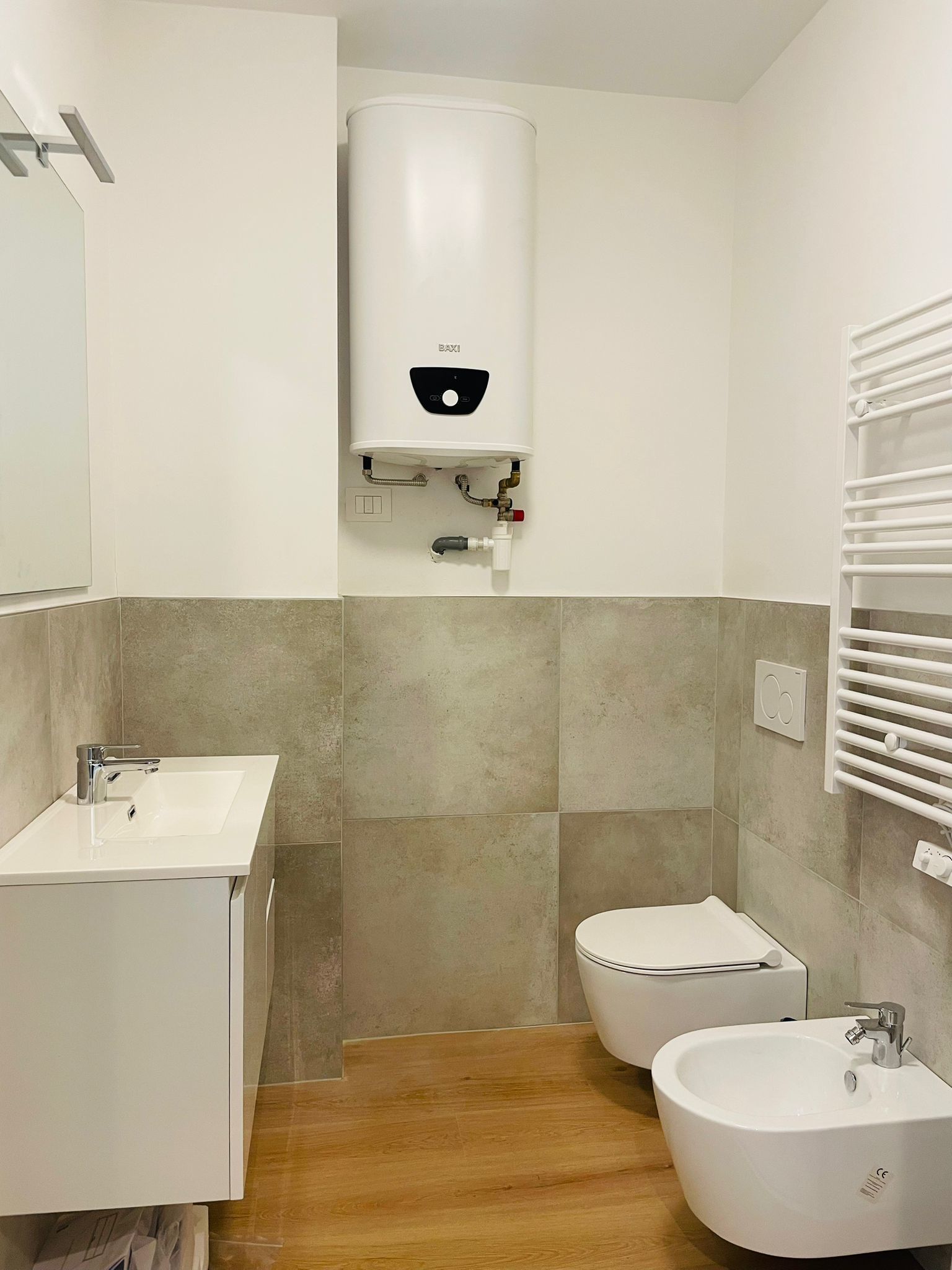 Bilocale nuovo in via esino, Ancona