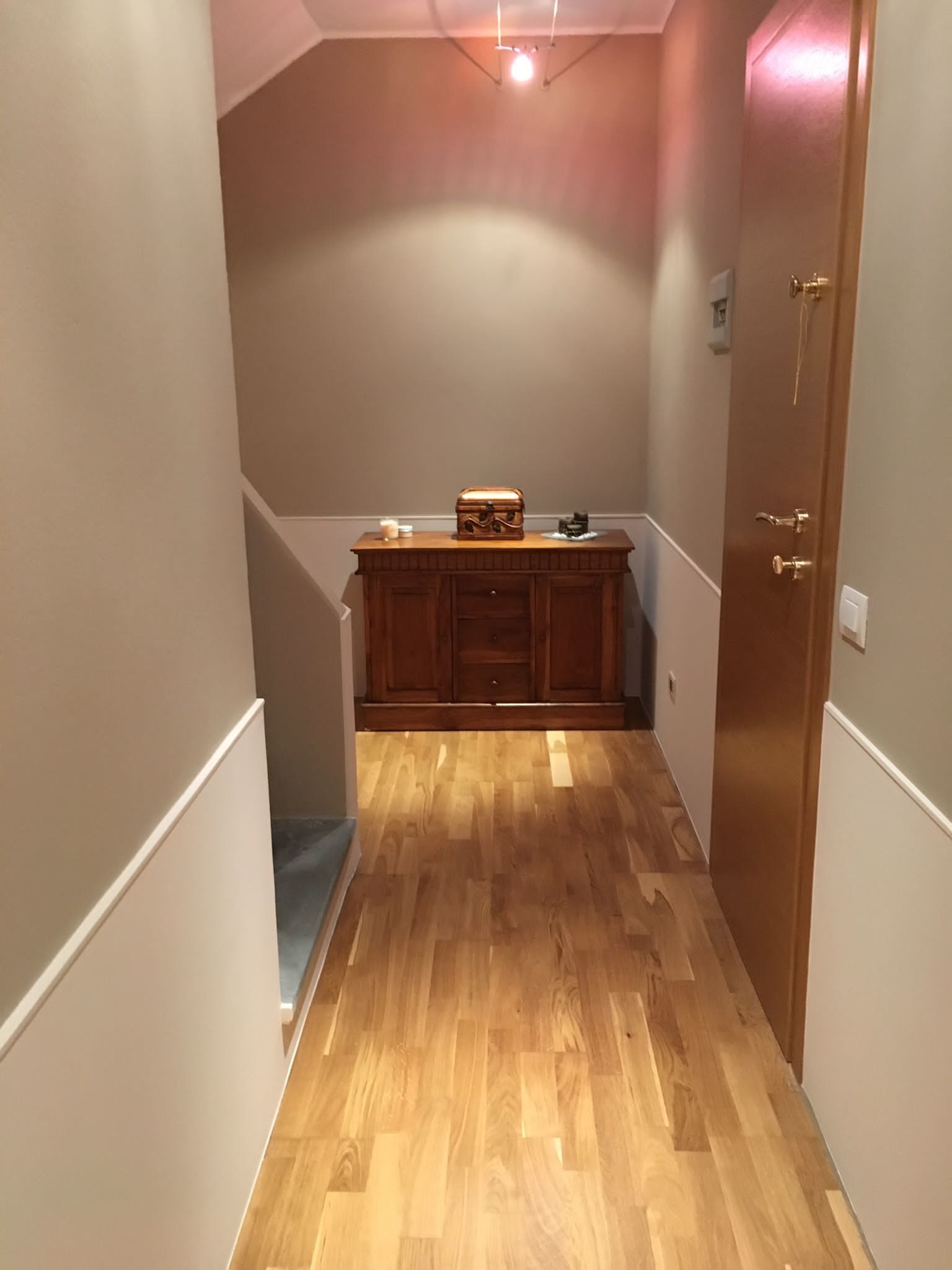 Villa con giardino in via circonvallazione conero, Numana