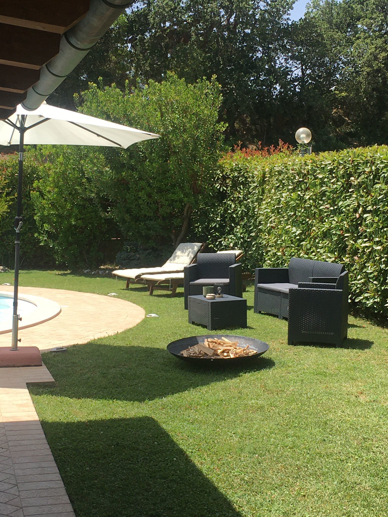 Villa con giardino in via circonvallazione conero, Numana