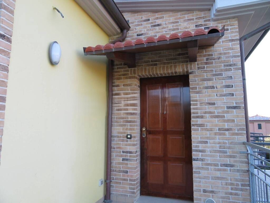 Villetta a schiera in affitto in via ave ninchi 114, Ancona