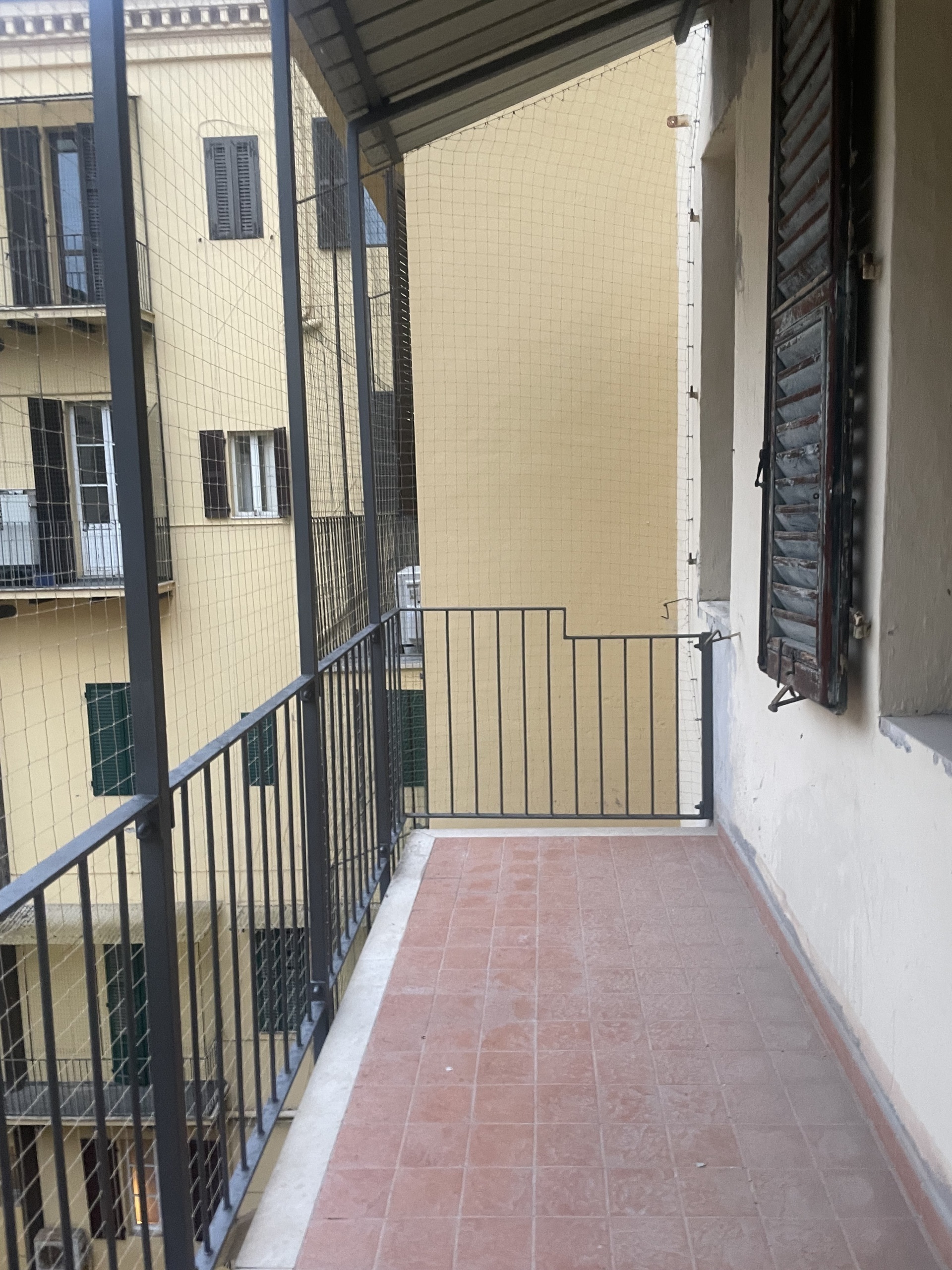 Appartamento da ristrutturare in corso giuseppe garibaldi, Ancona