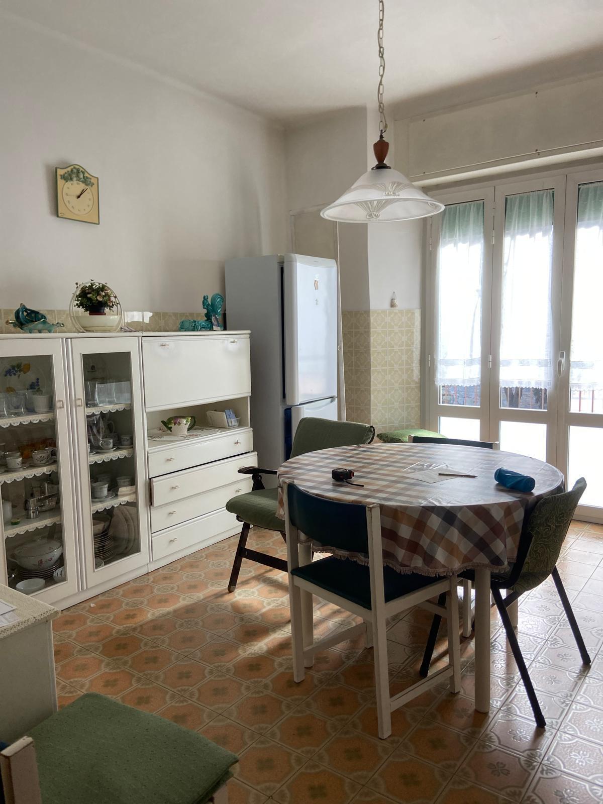 Appartamento con box in via fonte magna, Osimo