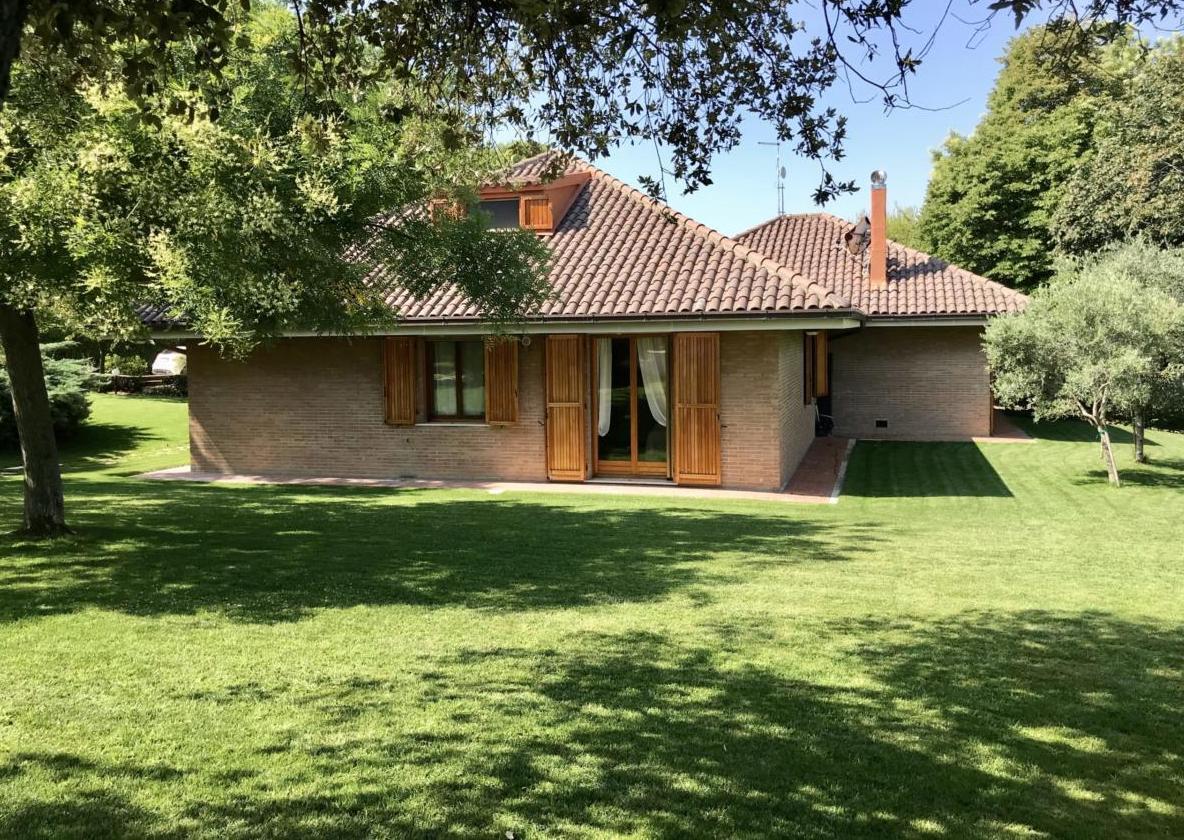 Casa indipendente con giardino in barcaglione, Ancona
