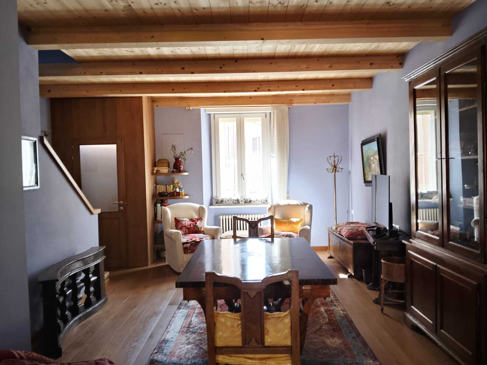 Casa indipendente con giardino in via iv novembre, Fano